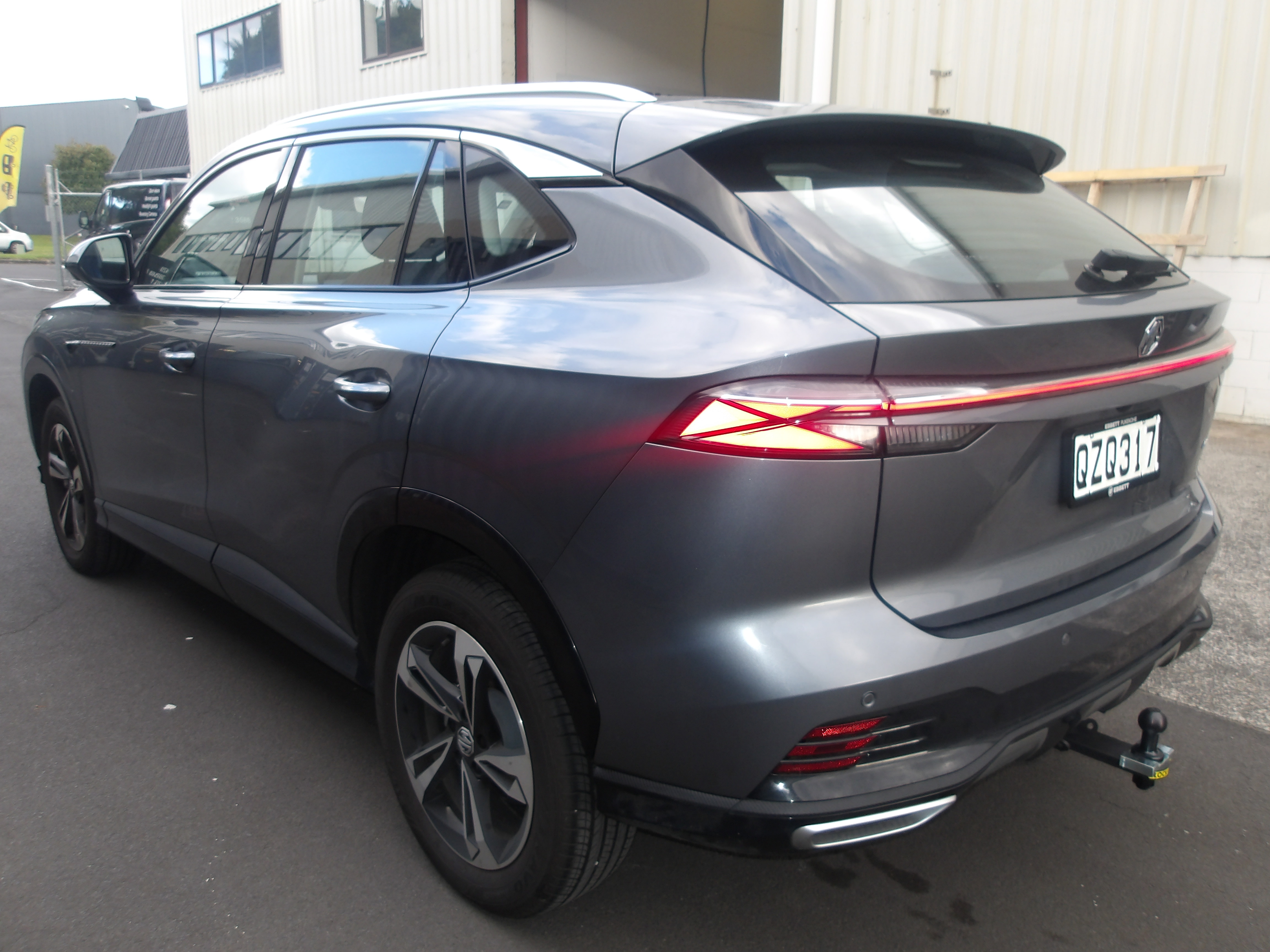 MG HS STATIONWAGON 2024-CURRENT